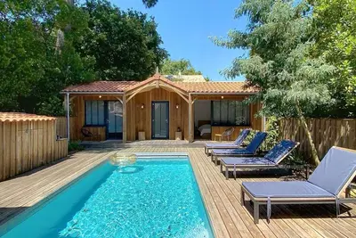Image de Proche du lac magnifique cottage avec piscine privée pour 7 personnes