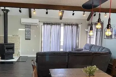 Image de Mountain Escape: Relaxing Slope-Side Townhouse