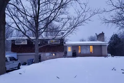 Image de Charming 4-bedroom house in Caledon East with WiFi, Ac
