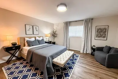 Image de Midterm Rental - Furnished & Centrally Located