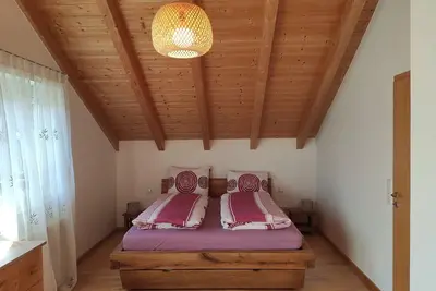 Image de Vacation home (105sqm) with gallery and wooden terrace