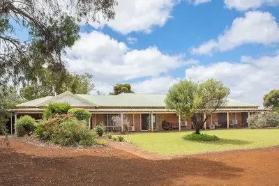 Image de 5 bedroom 5 bathroom Kinvarra Park Lodge