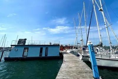 Image de Houseboat for 5 guests with 36m² in Fehmarn Ot Burgtiefe (271935)