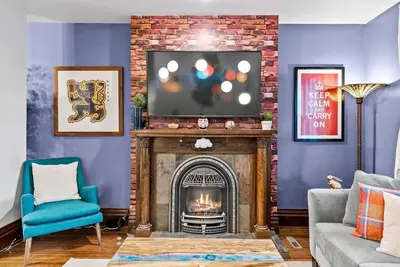 Image de The Scottish in Capitol Hill Patio Garage Beautiful Backyard