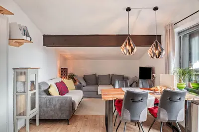 Image de Appartement \"Adlerblick\" avec vue sur les montagnes, balcon et Wi-Fi