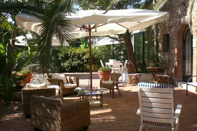 Image de House \"Alla Flora\" romantic country house a few minutes from the sea