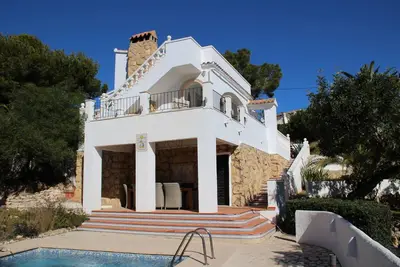 Image de Lovely spacious vacation home, close to the beach.