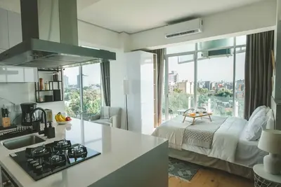 Image de Chic Loft w/ Ac, Walkable Area