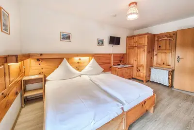 Image de Cozy vacation apartment with balcony and mountain view - ideal for active people