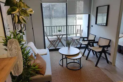 Image de Romantic Retreat Centro Apt w Terrace