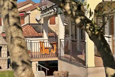Image de Charming 2-bedroom apartment with Ac, Terrace, Pets-Friendly in Ljutići