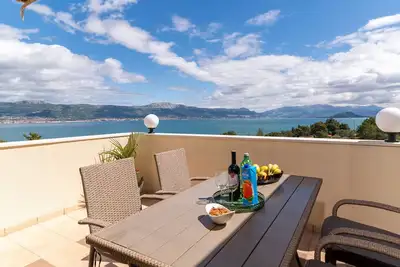 Image de Albus 3 – Stunning Sea-View Apartment Near the Beach