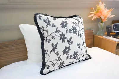 Image de Japanese - style Retro House, 2 - bedroom, for 5. Private kitchen & bath.