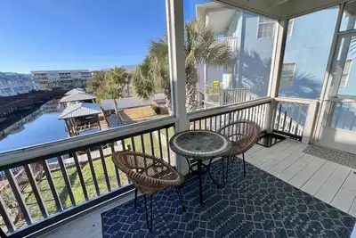 Image de Gulf Dreams steps from the beach with a boat dock!
