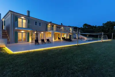 Image de Villa Panorama, PoreÄŤ