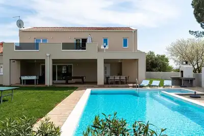 Image de Specious villa with pool near Brtonigla, Croatia