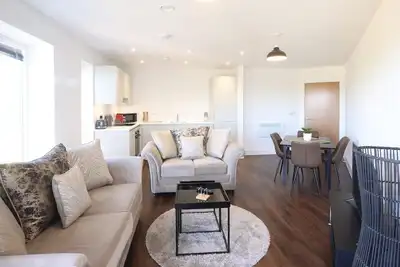 Image de Appartement-Salle de bain privée séparée-Vue sur Rue