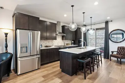 Image de Snow Basin Ski Condo Special! 249\/night! Brand New! Luxury 3-bedroom, sleeps 8.