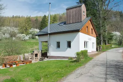 Image de Cottage under the forest on the Trutnov Trails