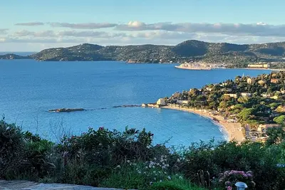 Image de Villa vue imprenable sur les îles d’Or
