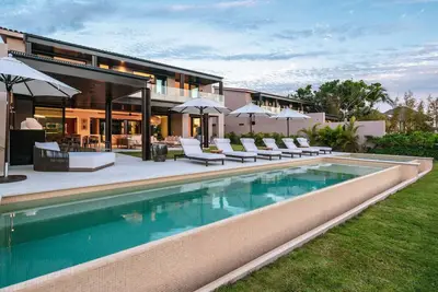 Image de Villa Amistad in Porta Fortua by Mita Residential. Cook, Golf Cart, Pool & Jacuzzi