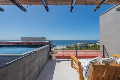 Image de Ph Lighthouse In Naya By Mita Residential, Ocean View Rooftop, Private Pool, Beach Club, Fire pit.