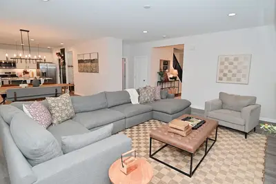 Image de Spacious 4-bedroom house in charming Greenwood with Ac, WiFi