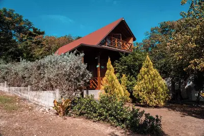 Image de Cozy/upscale  3-bedroom cabin surrounded by nature in enchanting San Andres.