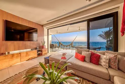 Image de Udara 1a Beachfront luxury condo