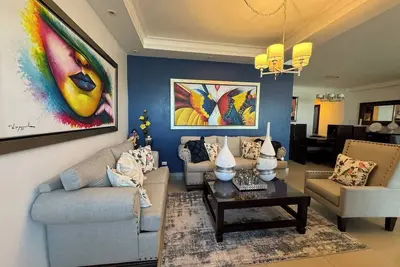 Image de Elegant downtown Suite F8