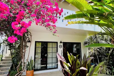 Image de Kitchen, Saltwater Pool, Fast Wifi, Queen Bed, Air Conditioning - \"Mar\"