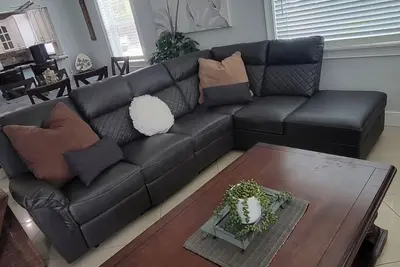 Image de Charming 3-bedroom house in South Tampa with WiFi and Ac