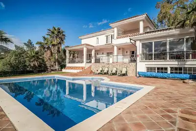 Image de Superbe maison à Monda avec WiFi