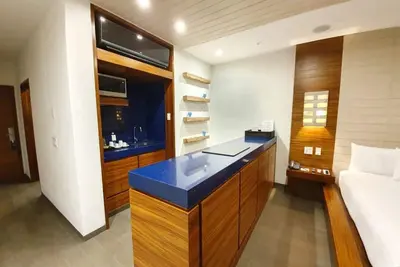 Image de Jr. Suite at Bahía Hotel and Beach Club in Cabo San Lucas by Preferred hotels