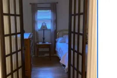 Image de Family home, Pgh E suburb, safe, clean, roomy, 2ba, pkg
