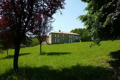 Image de Maison de vacances 'Maison Familiale Avec Piscine' avec piscine privée, terrasse privée et Wi-Fi