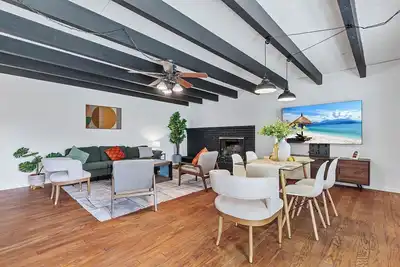 Image de Outstanding Home for Family Close to Disneyland