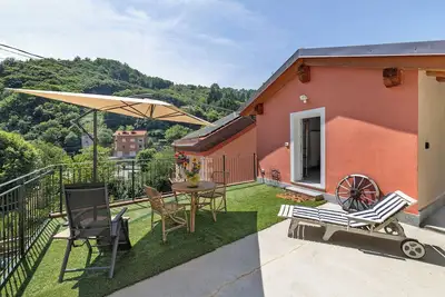 Image de Appartement \"Nature E Relax\" avec vue sur les montagnes, terrasse privée et Wi-Fi