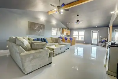 Image de Modern Home Fenced Yard:4 Mi to Downtown Lexington Near Kentucky Horse Park & Uk