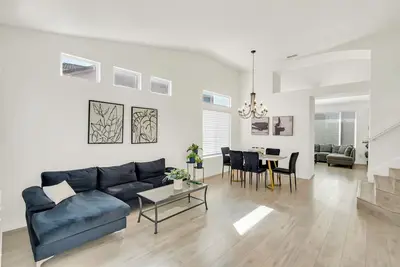 Image de Charming 4-bedroom house in Elk Grove with WiFi and Ac