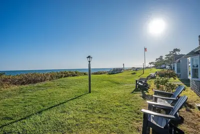 Image de 1br/1ba Seaside Cottage with Waterviews on Nantucket Sound