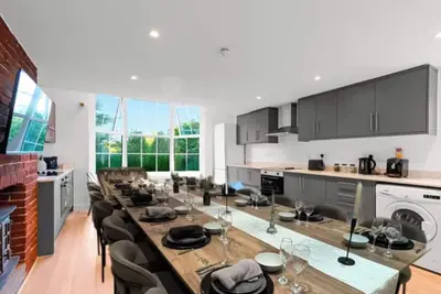 Image de Canterbury Castle Lodge - 10 Bedroom Retreat