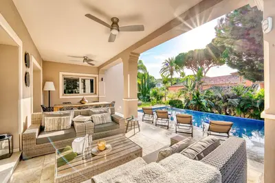 Image de 3055 Luxury Villa with Pool and Sea Views