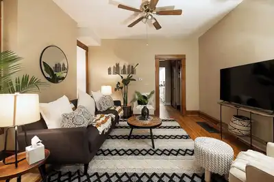 Image de Bright Spacious 5br Perfect for Groups or Family