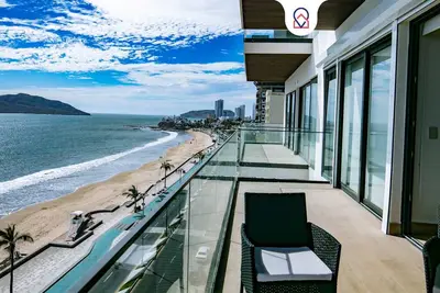 Image de Apartment on the Malecon 2 Br Ocean View