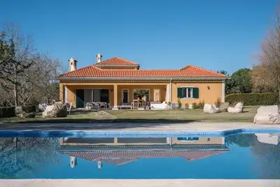 Image de Fantastic Farm with Pool and Exceptional Garden 35 minutes from Lisbon Airport
