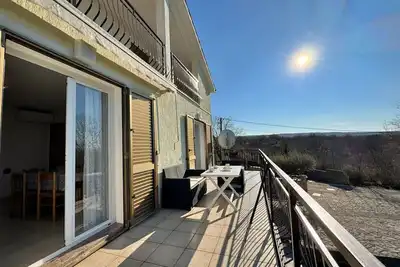 Image de Charming 2-bedroom apartment with Sea View, Pets-Friendly in Ljutići