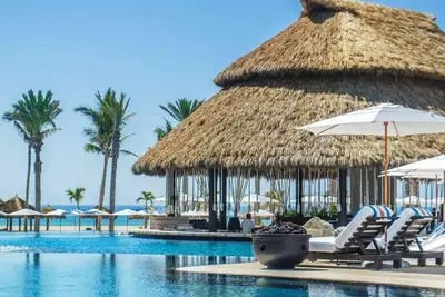 Image de Ideal Getaway-Cabo Azul Junio Suite Partial Courtyard or Partial Pool View
