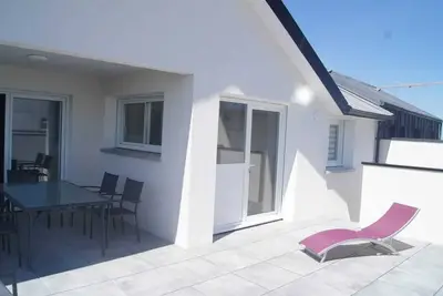 Homerez - Maison spacieuse avec vue sur la mer à Plouescat