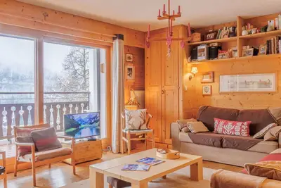 Image de Bel appartement pour 4 personnes avec Wifi, Tv, balcon, vue panoramique et parking